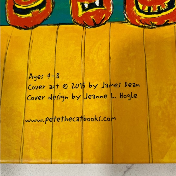 Pete the Cat Five Little Pumpkins Book New Without Tags - Picture 3 of 6